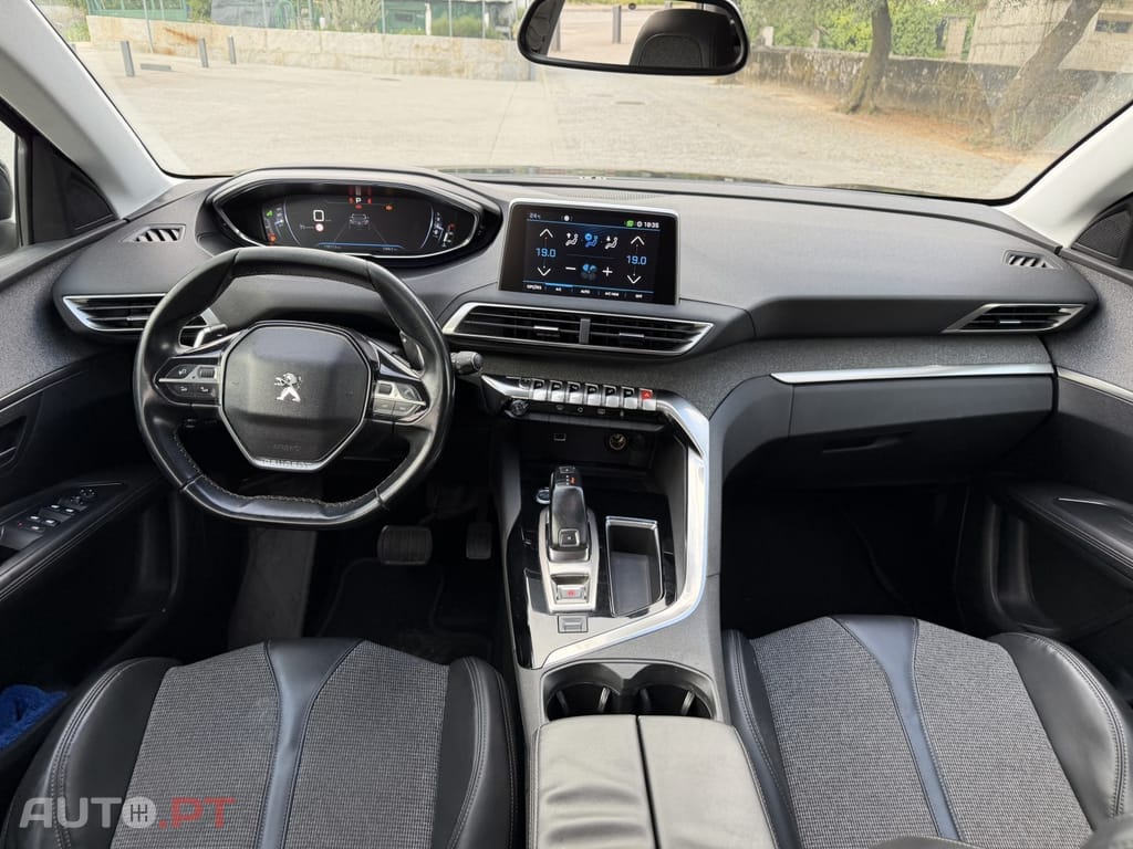Peugeot 3008 1.6 BlueHDi Allure EAT6