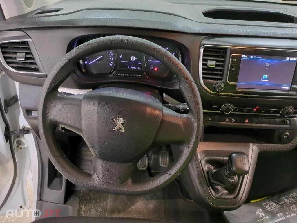 Peugeot Traveller 1.5 BlueHDi L2H1 Business Standard