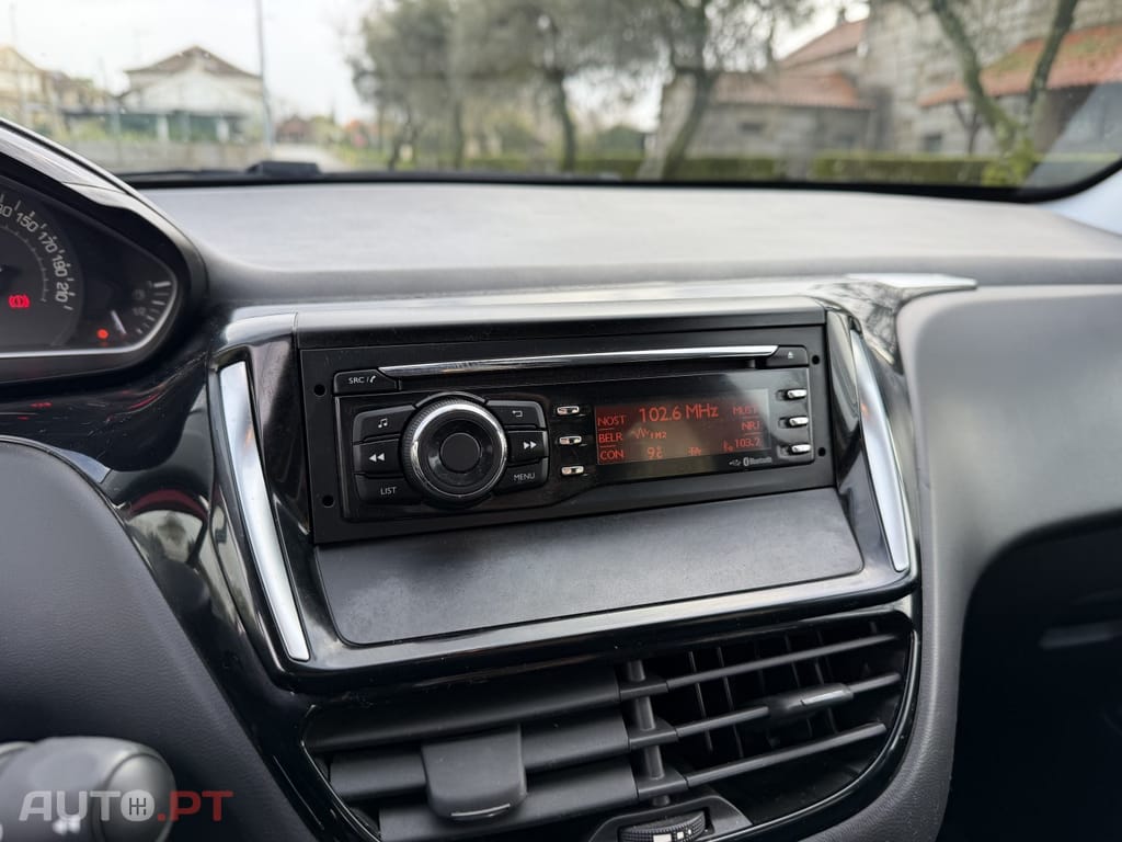 Peugeot 208 1.2 PureTech Active