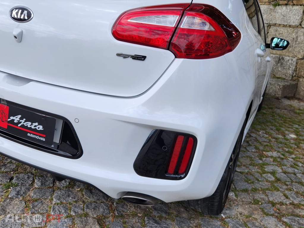 Kia Ceed 1.6 CRDi GT Line
