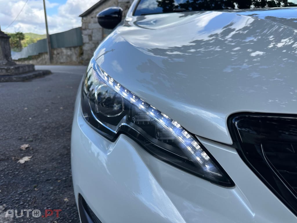Peugeot 308 1.2 PureTech GT Line EAT8