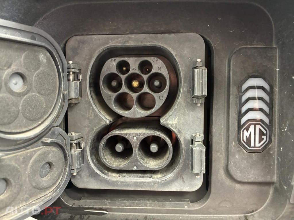 MG ZS 50.3 kWh Luxury