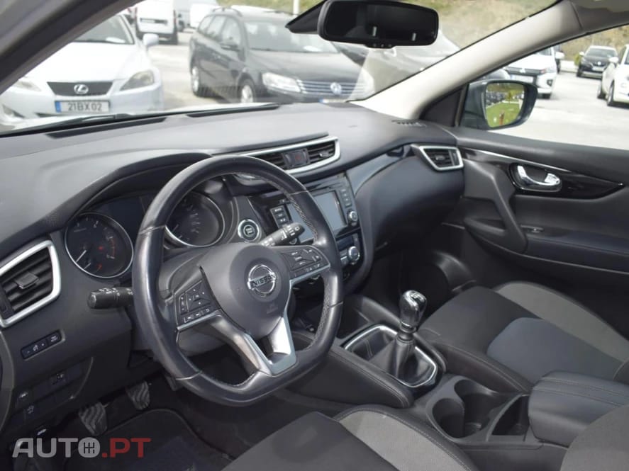 Nissan Qashqai 1.5 dCi N-Connecta