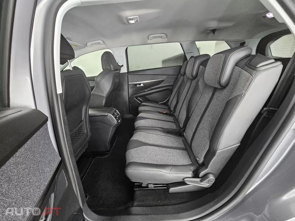Peugeot 5008 1.5 BlueHDi Allure Baixo Consumo