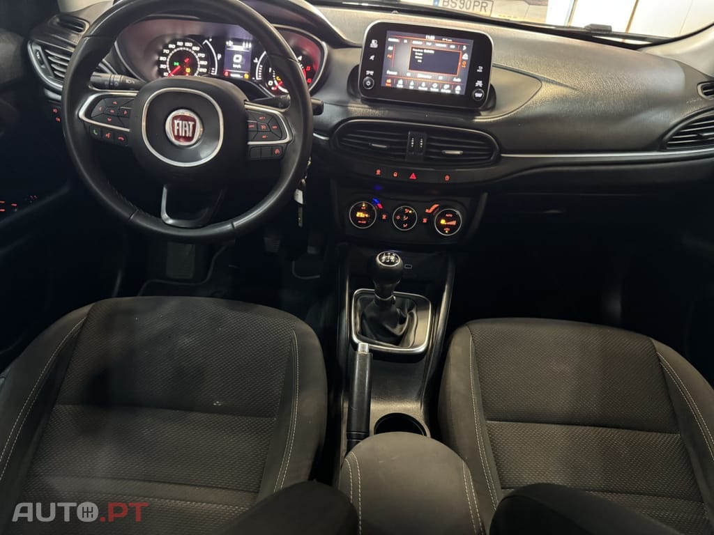 Fiat Tipo 1.3 M-Jet Lounge
