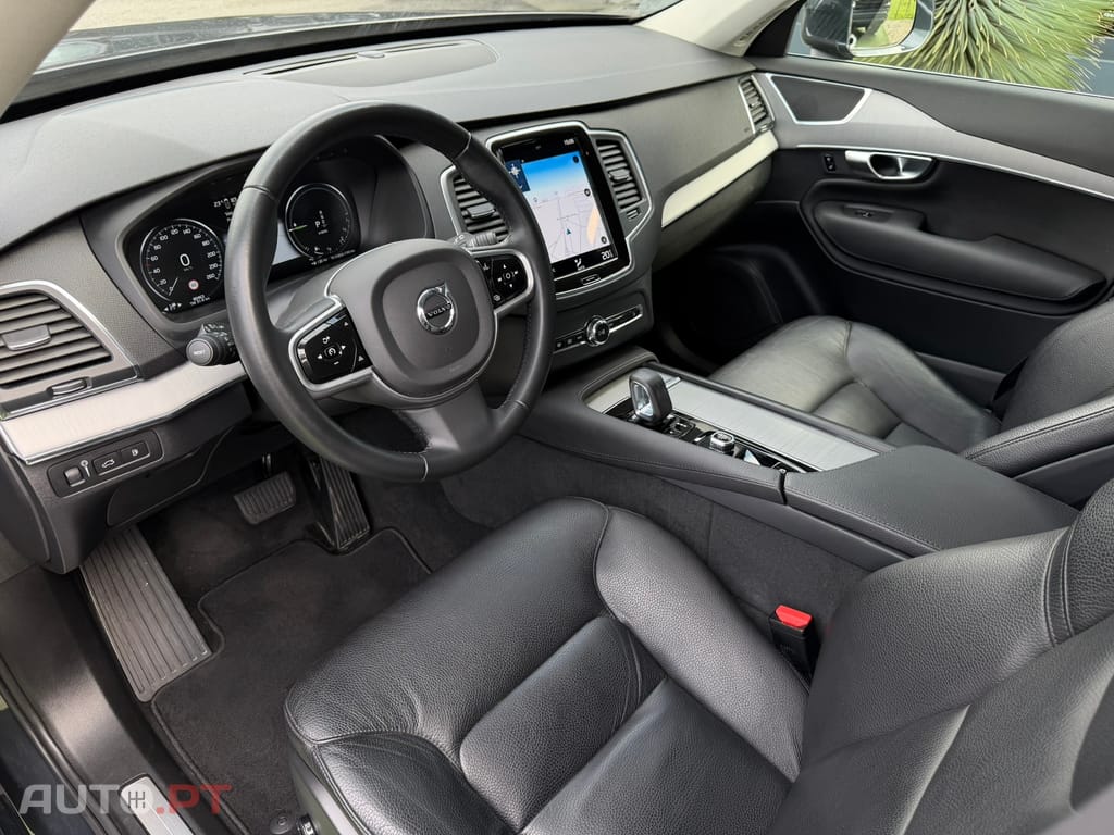 Volvo XC90 2.0 T8 PHEV Inscription Expression AWD