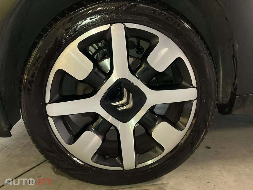 Citroen C4 Cactus 1.5 BlueHDi Shine Pack