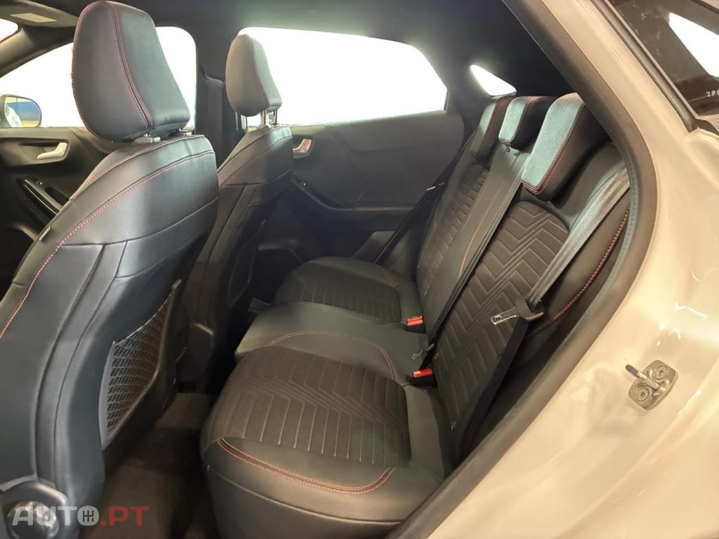 Ford Puma 1.0 Flexifuel mHEV ST-Line x