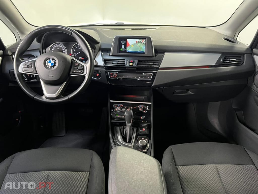 BMW 225 xe iPerformance Auto