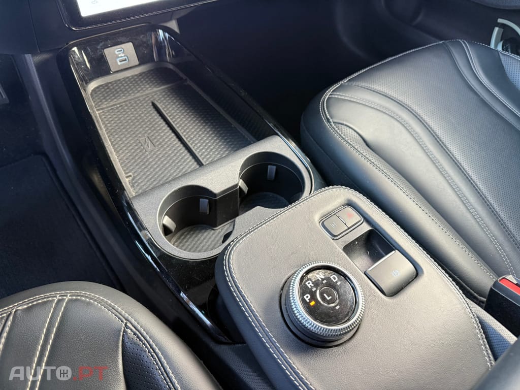 Ford Mustang Mach-E Standard