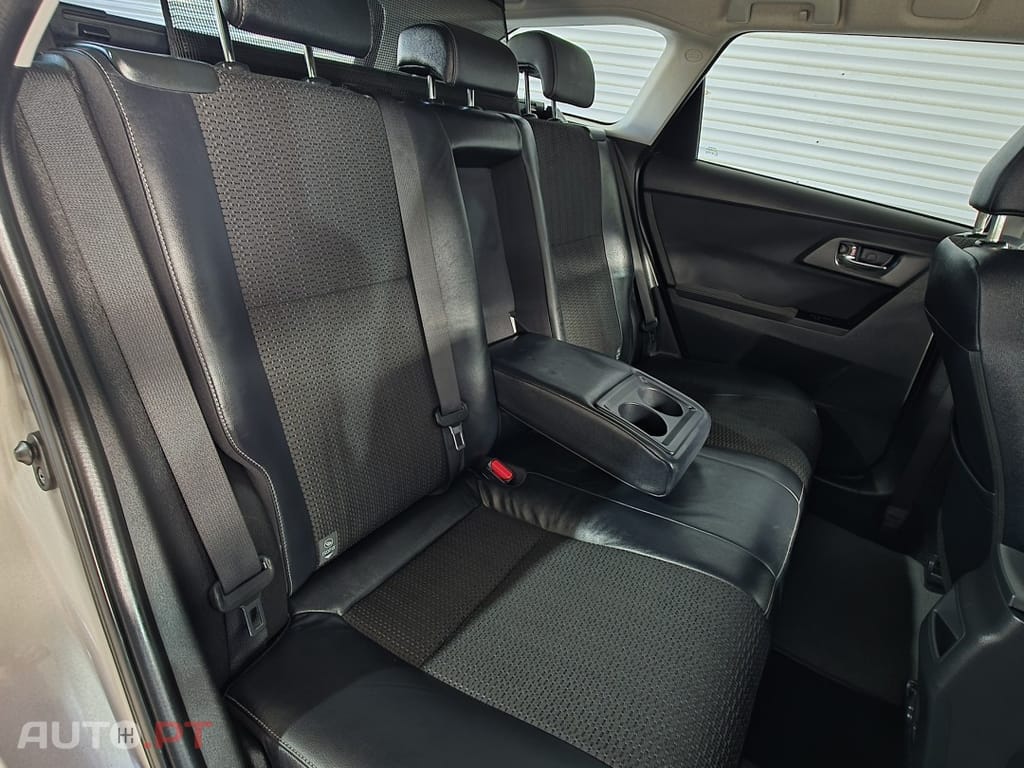 Toyota Auris Touring Sports 1.8 HSD Exclusive