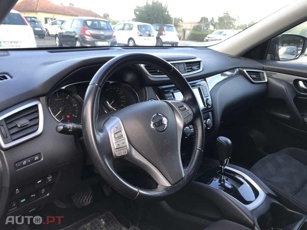 Nissan X-Trail 1.6 dCi N-Connecta Xtronic