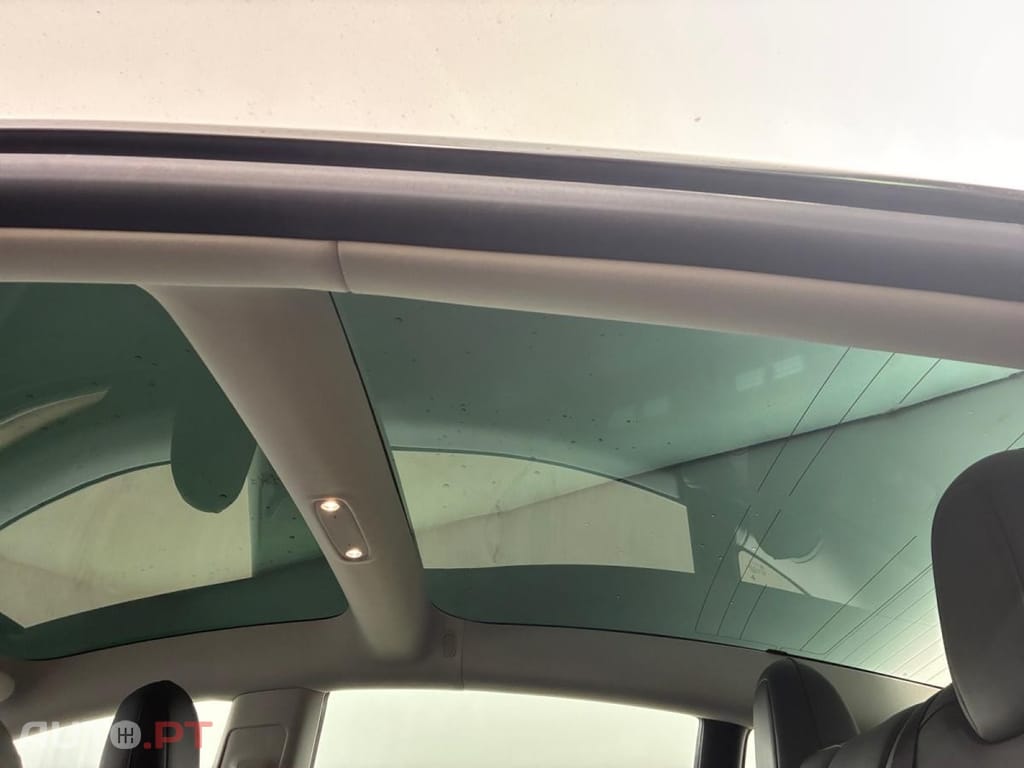Tesla Model 3 Standard Range Plus RWD