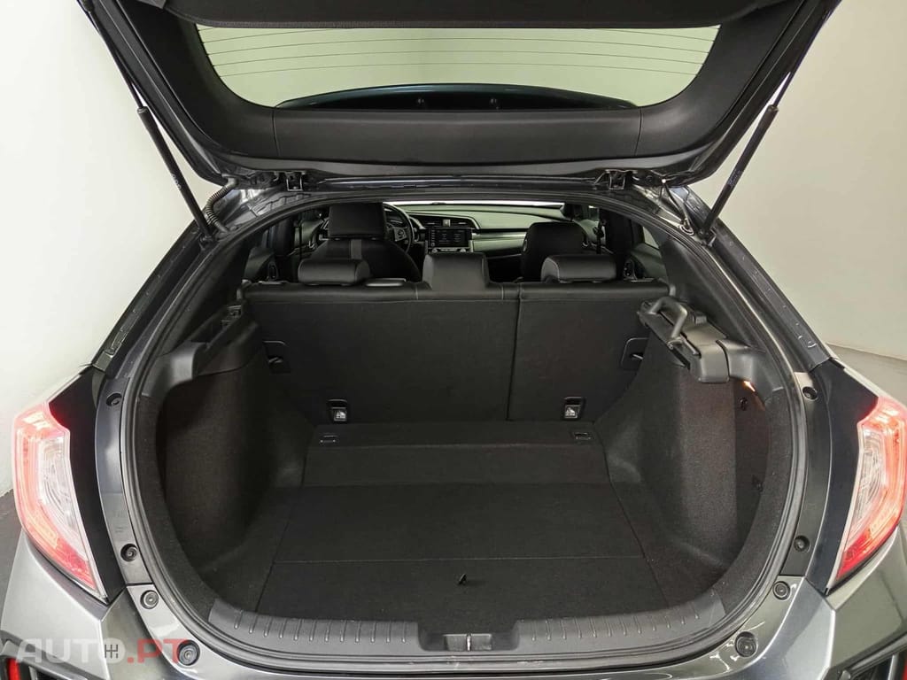 Honda Civic 1.0 i-VTEC TURBO CVT ELEGANCE 20YM