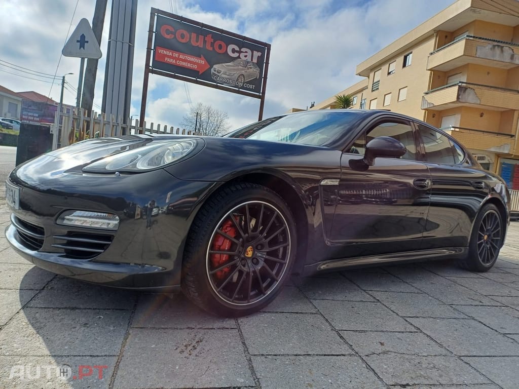 Porsche Panamera Platinum Edition
