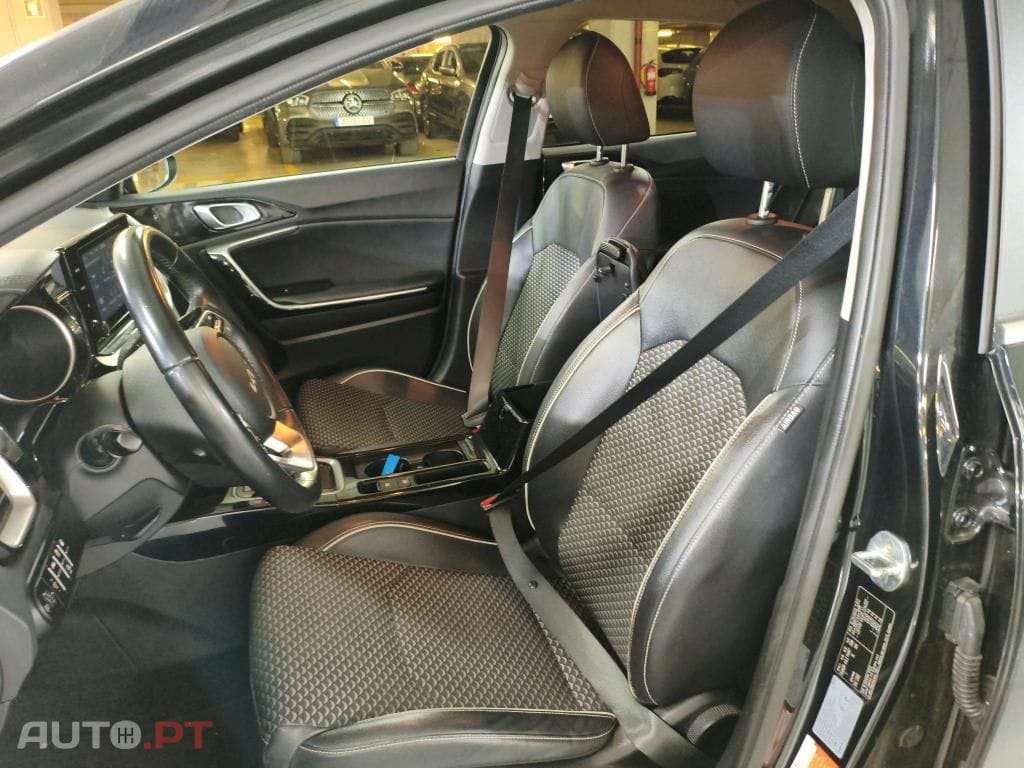 Kia Xceed 1.6 GDi PHEV Drive