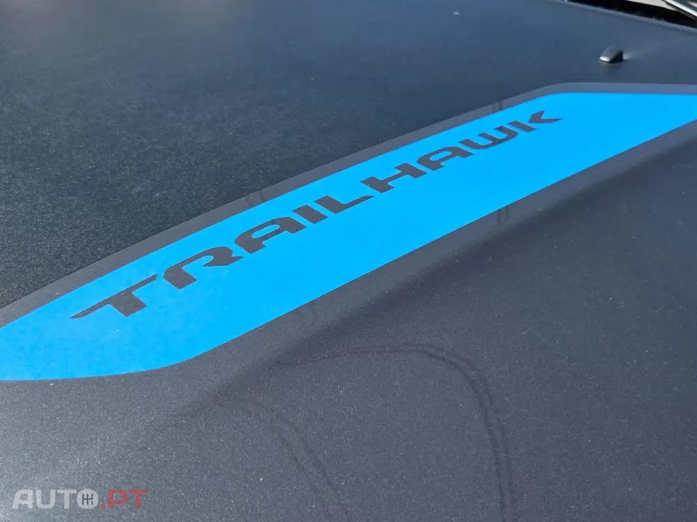 Jeep Compass 1.3 T-GDI 4xe Auto Trailhawk — fotografia 4