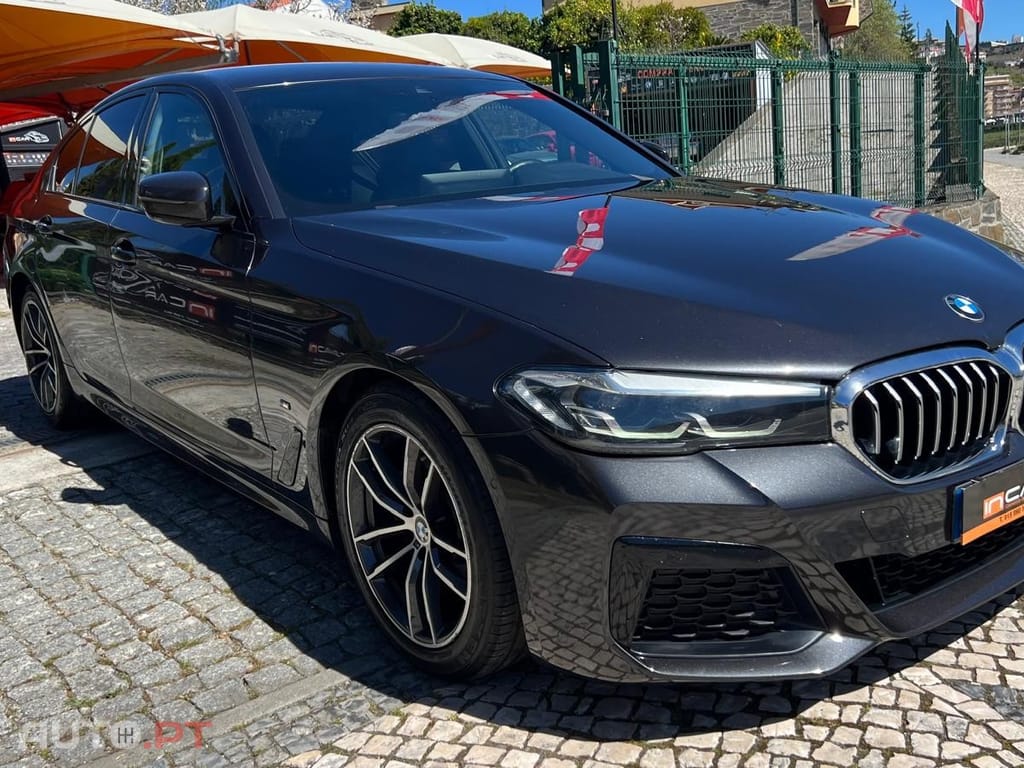 BMW 520 d Pack Desportivo M Auto