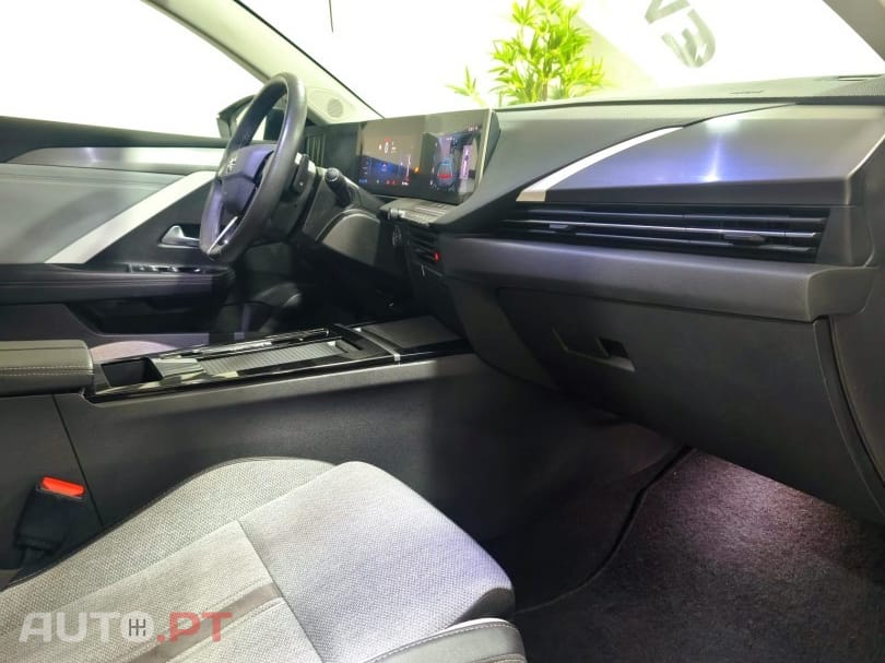 Opel Astra 1.6 T PHEV Elegance