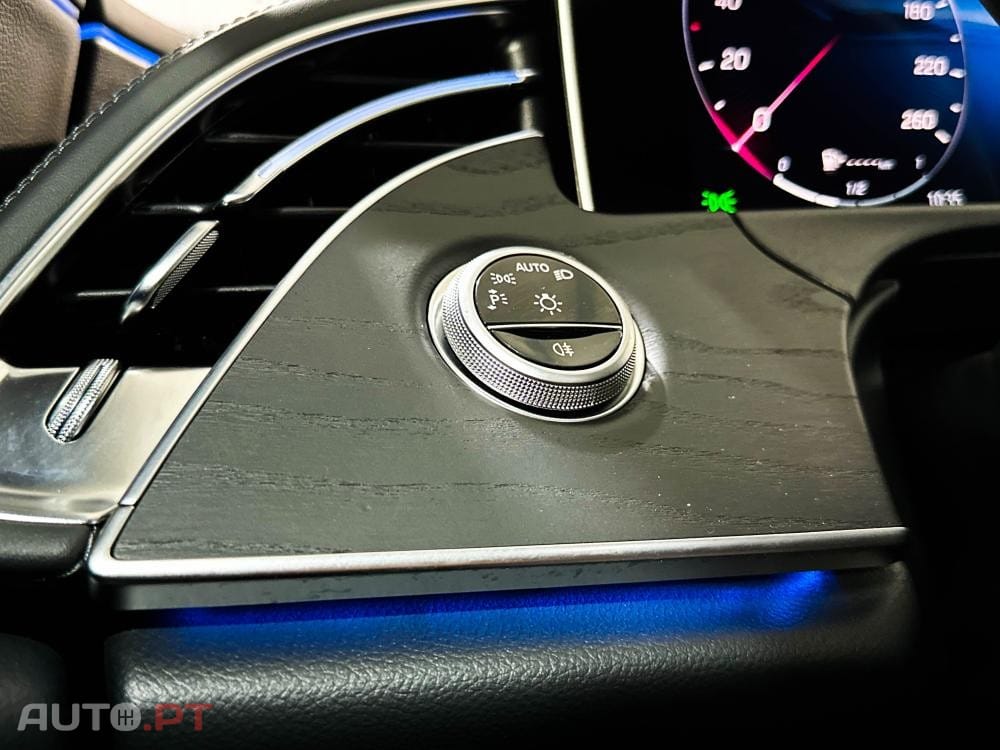 Mercedes-Benz E 300 e 9G-TRONIC AMG Line