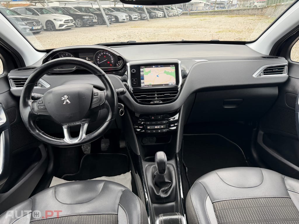 Peugeot 2008 1.6 BlueHDi Allure