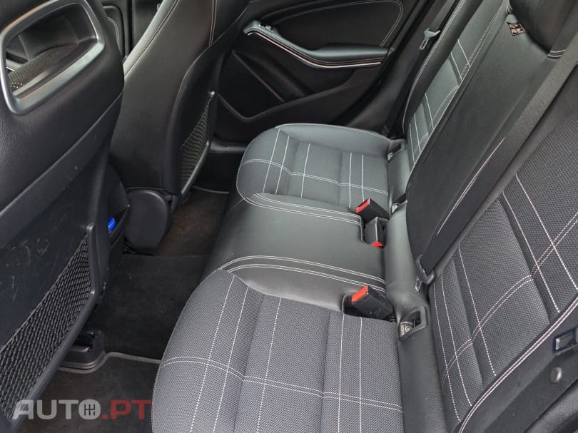 Mercedes-Benz GLA 180 d Urban