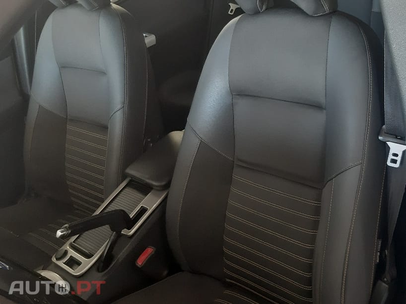 Volvo V50 Momentum 1.6D 110 CV