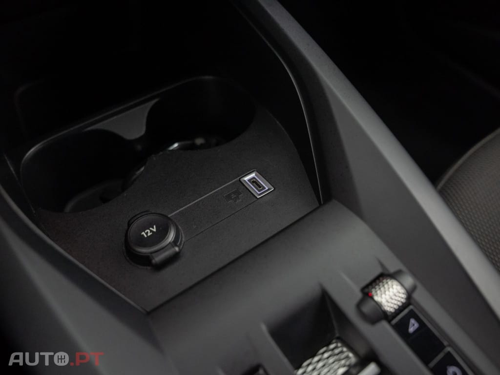 DS DS4 1.5 BlueHDi Bastille + EAT8