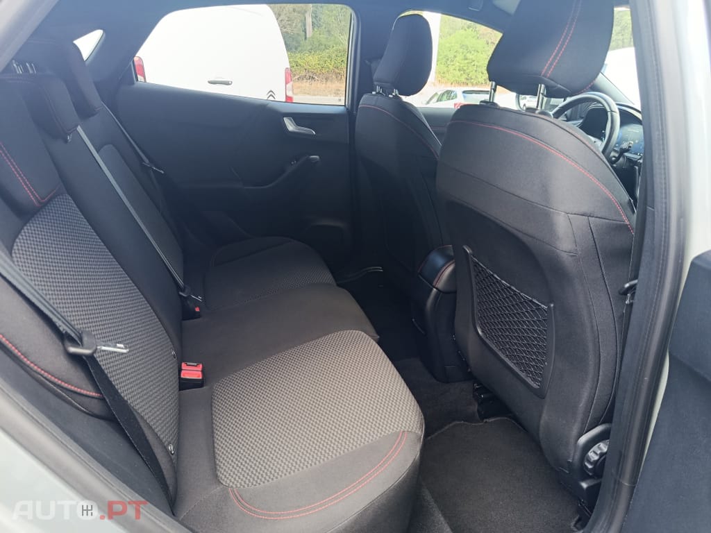 Ford Puma 1.0 EcoBoost MHEV ST-Line