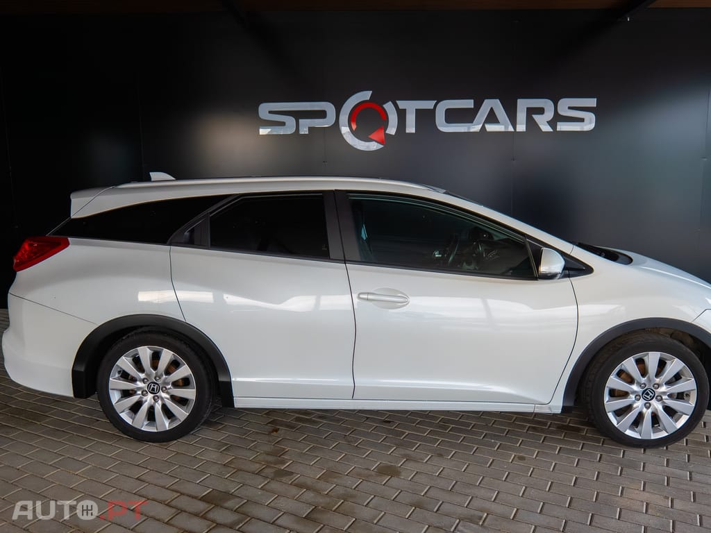 Honda Civic Tourer 1.6 i-DTEC Sport Navi