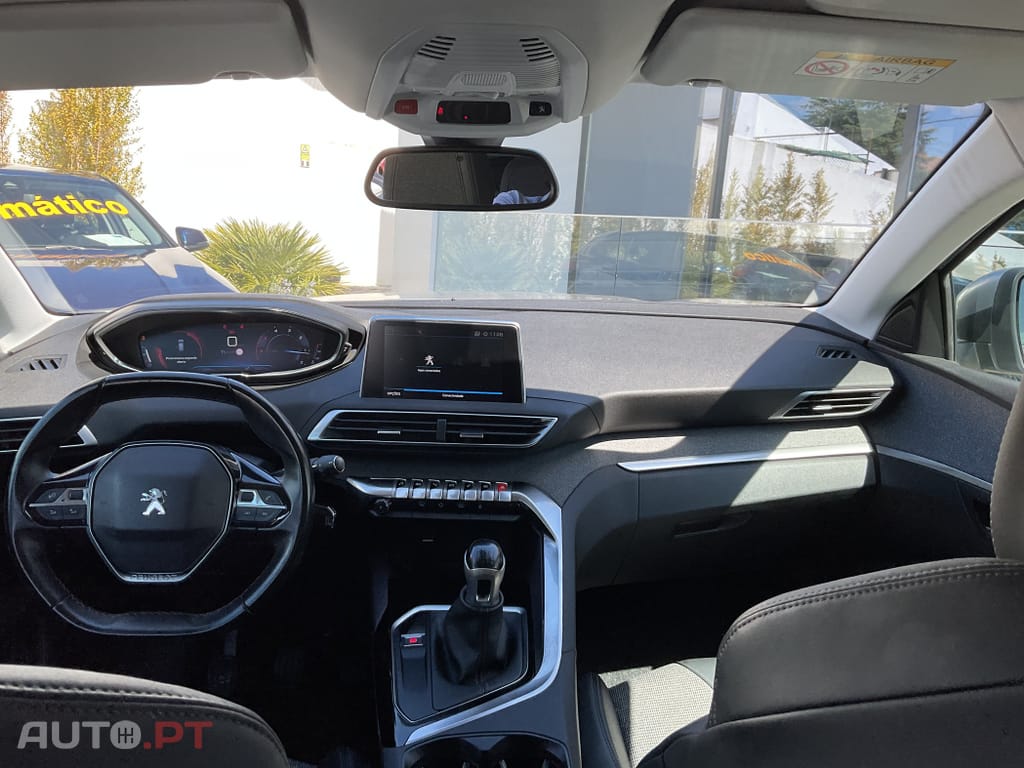 Peugeot 3008 1.5 BlueHDi Allure
