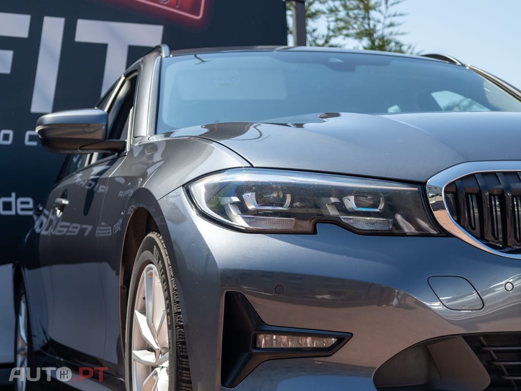 BMW 318 d Touring Auto