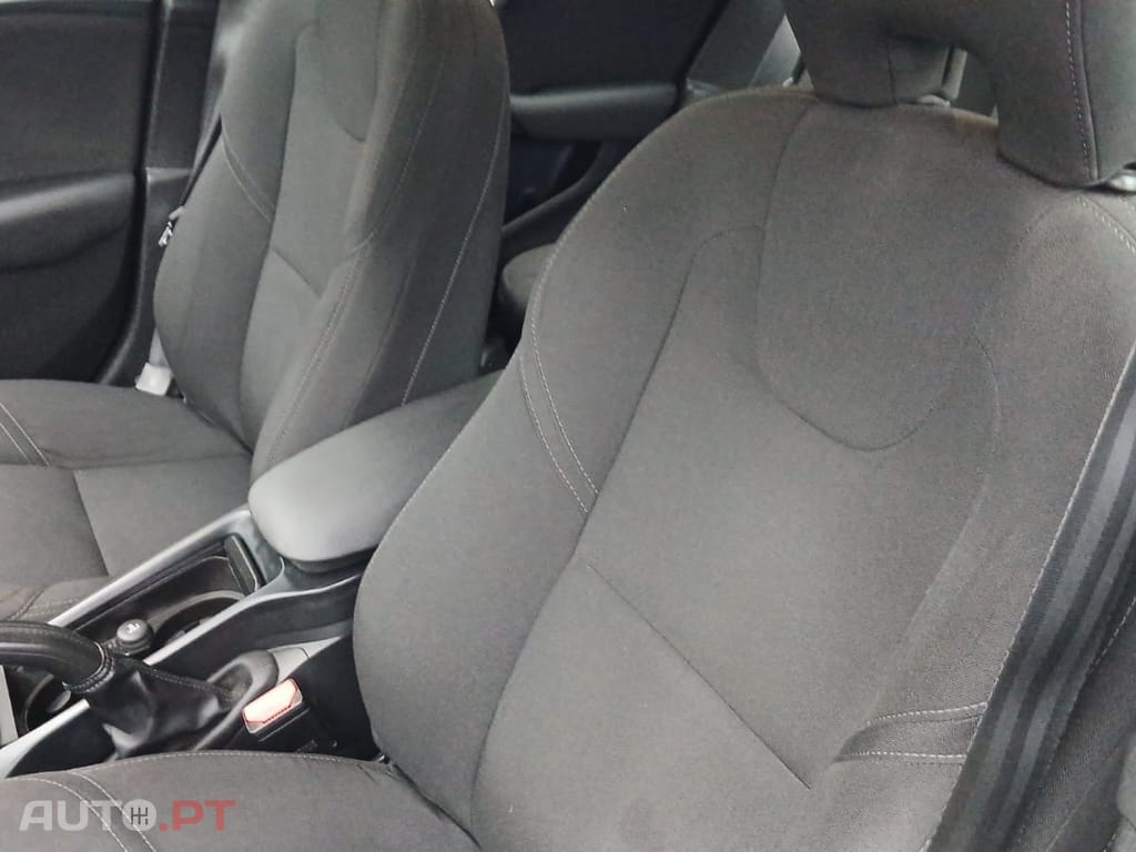 Volvo V40 2.0 D3 Kinetic