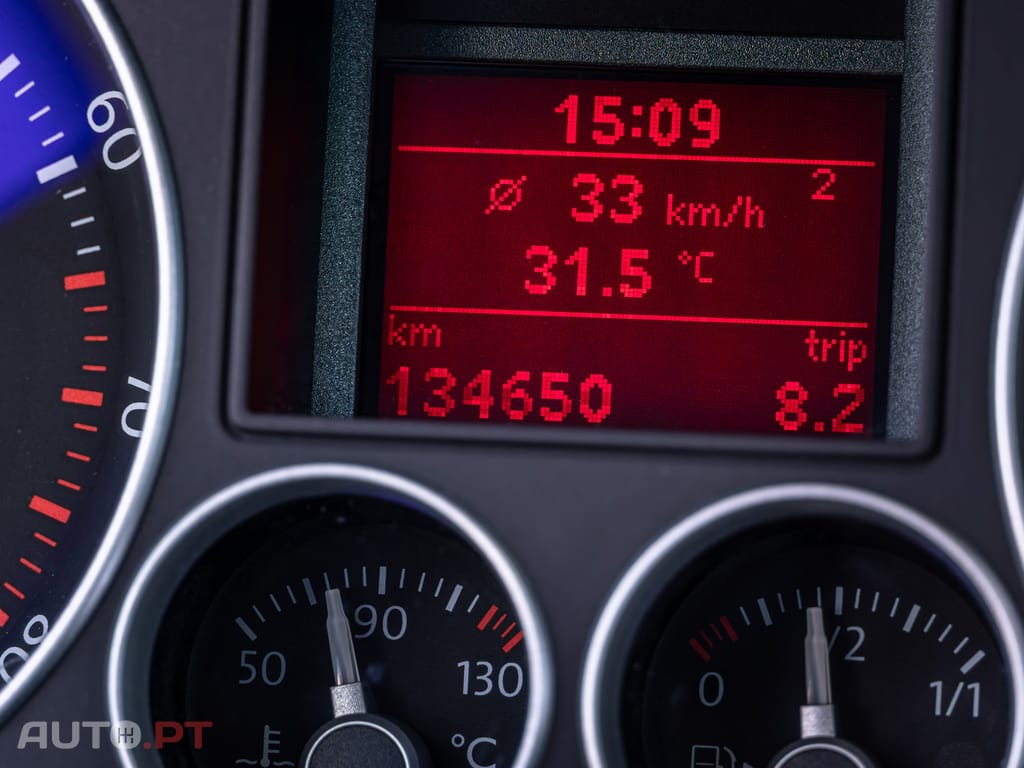 Volkswagen Golf 3.2 R32 4Motion