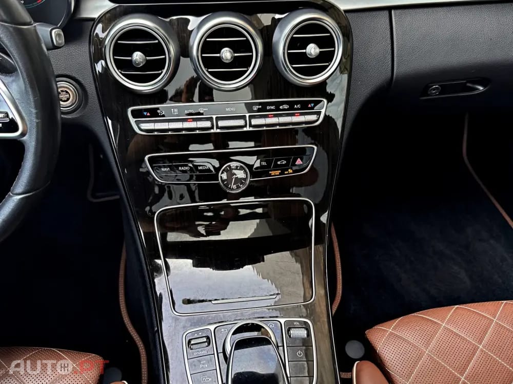 Mercedes-Benz C 220 d 9G-TRONIC AMG Line