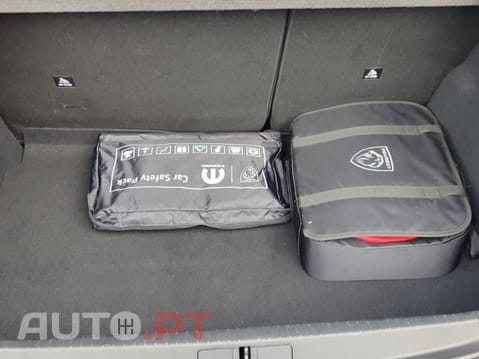 Peugeot E-208 Active 136cv 50kwh