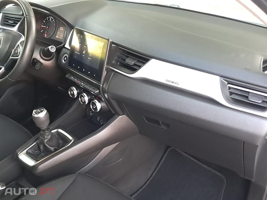 Renault Captur 1.0 TCe Equilibre Bi-Fuel