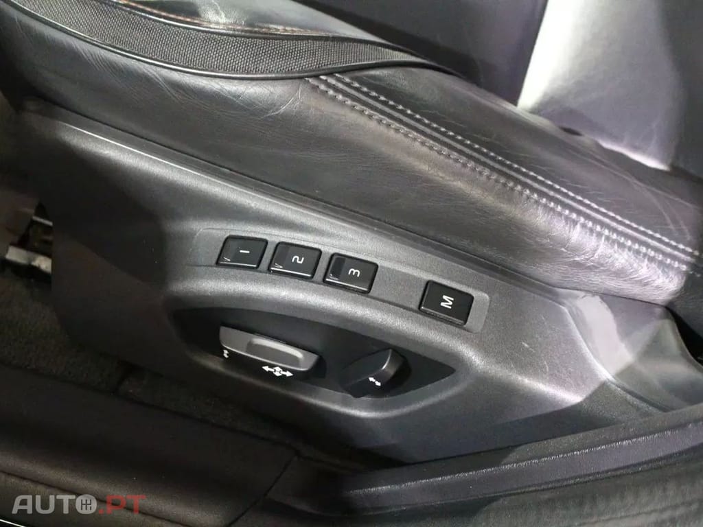 Volvo V60 2.0 D2 Momentum Drive