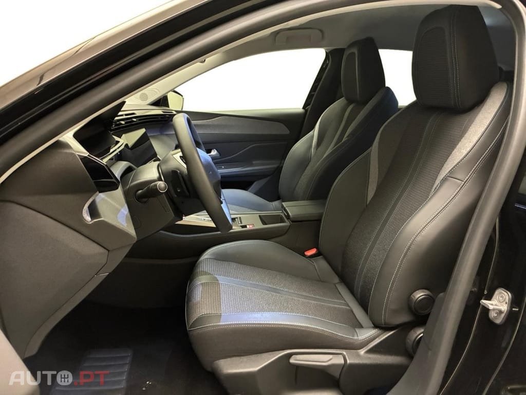 Peugeot 308 Hybrid Allure e-DCS6