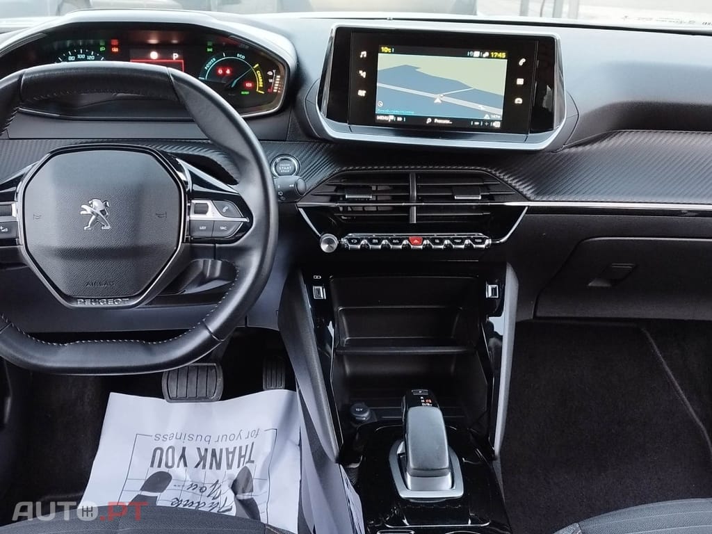 Peugeot E-2008 50 kWh Allure Pack