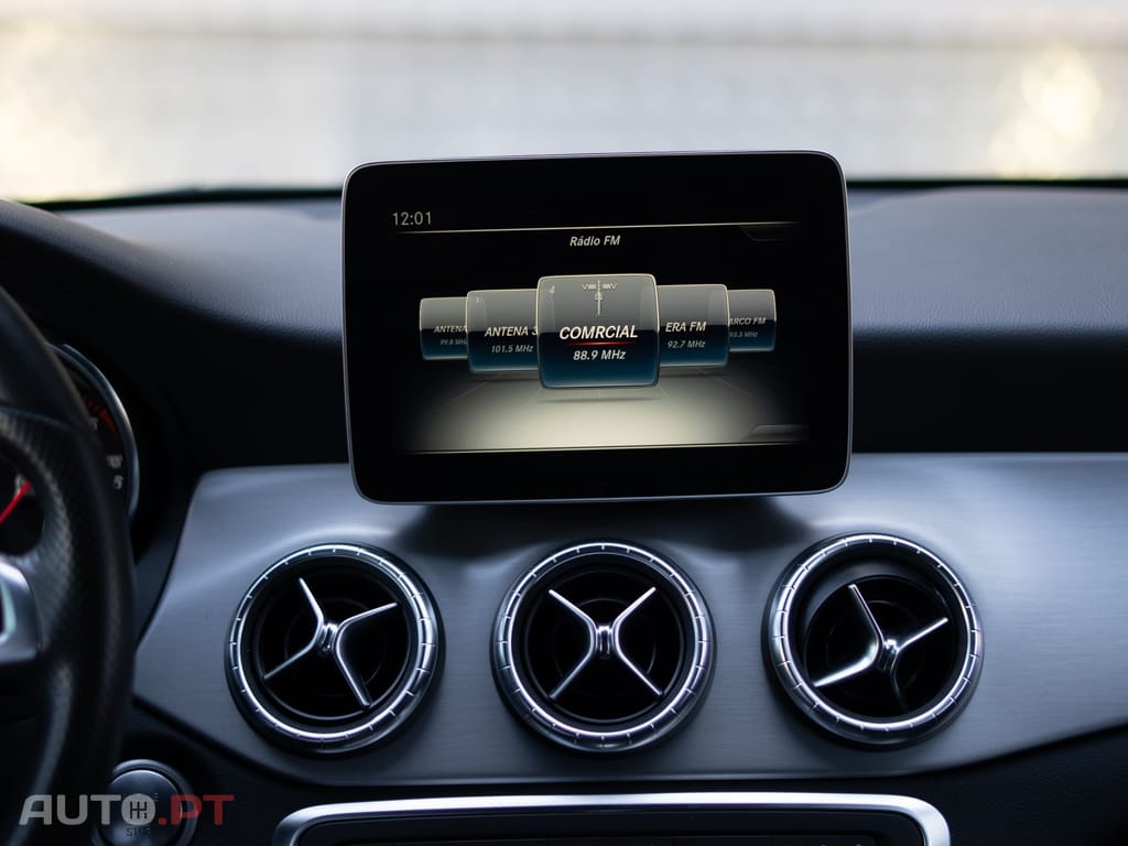 Mercedes-Benz CLA 180 d AMG Line