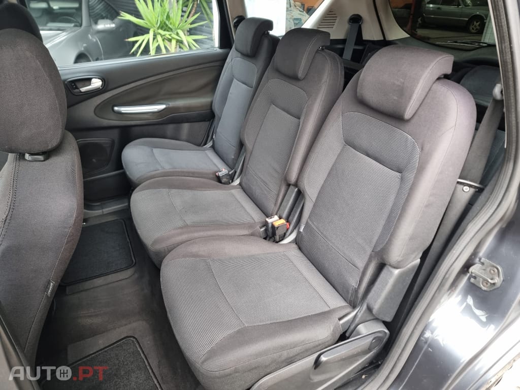 Ford S-Max 1.8 TDCi Trend 7L