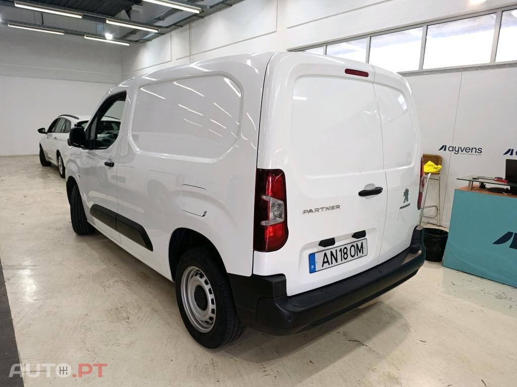 Peugeot Partner PARTNER 1.5 BlueHDi Premium Standard
