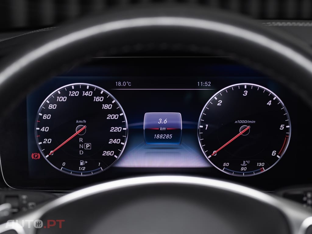 Mercedes-Benz E 220 D AMG