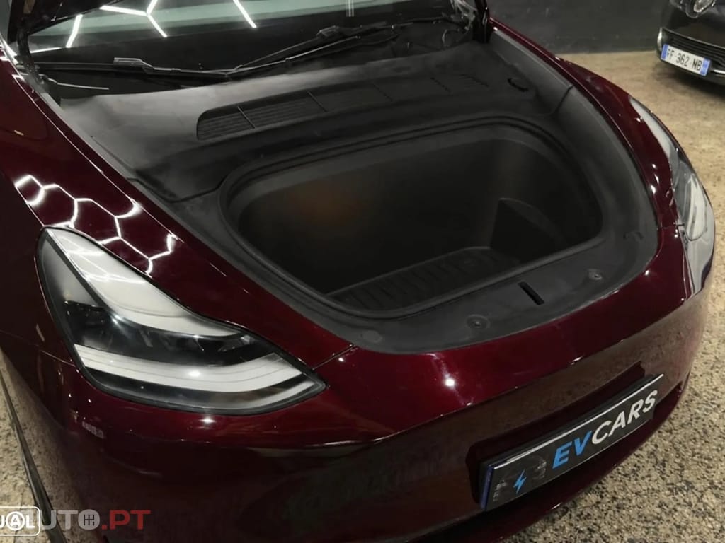 Tesla Model Y Long Range Dual Motor AWD