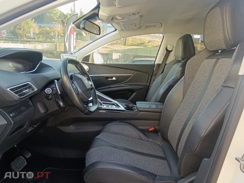 Peugeot 3008 1.6 BlueHDi Allure EAT6 J18