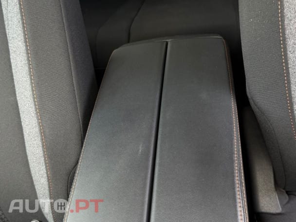 Peugeot 3008 PureTech 130 Stop & Start GPF EAT8 Active Business-Pack
