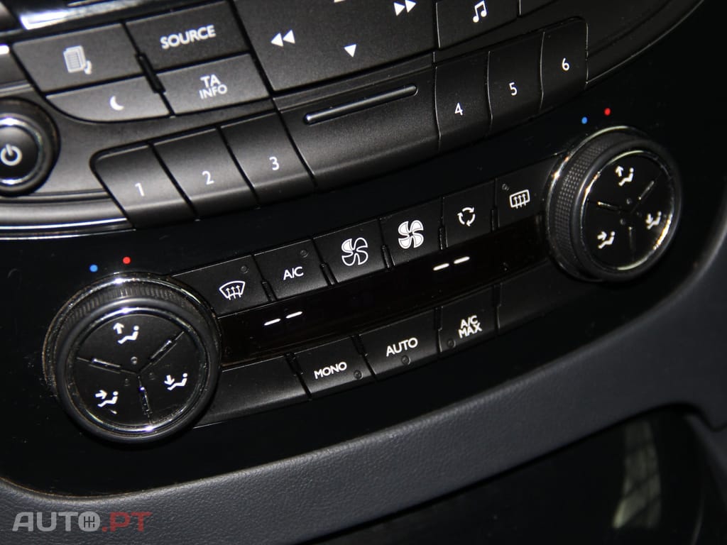 Peugeot 508 2.0 HDi Hybrid4 2-Tronic