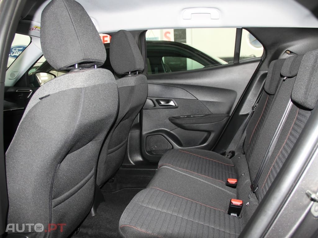 Peugeot 2008 1.5 BlueHDi Active Pack