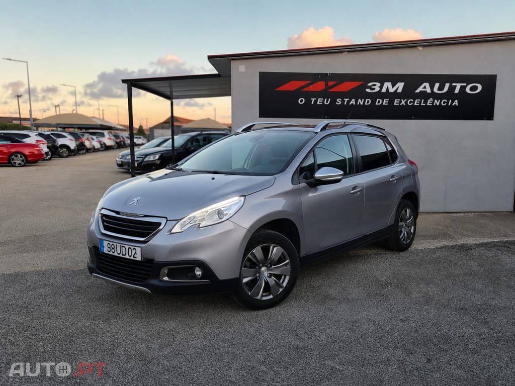 Peugeot 2008 1.2 PureTech Allure